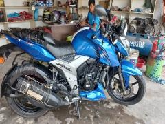 TVS Apache RTR 160 4V